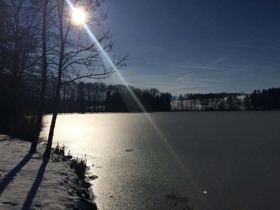 Chiemgau-Loft Zwischen Seenzauber Und Gipfelglueck Riedering Buitenkant foto